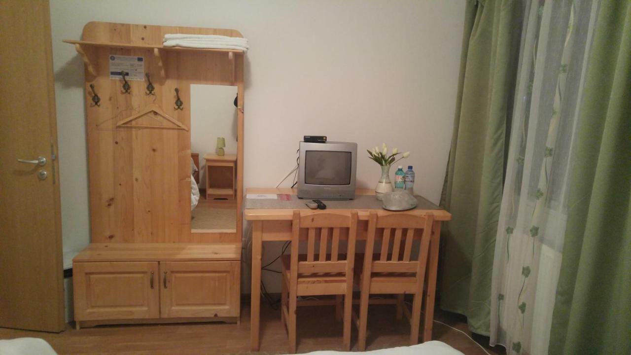Oteleni Pensiunea Casa Vanatorului酒店 外观 照片