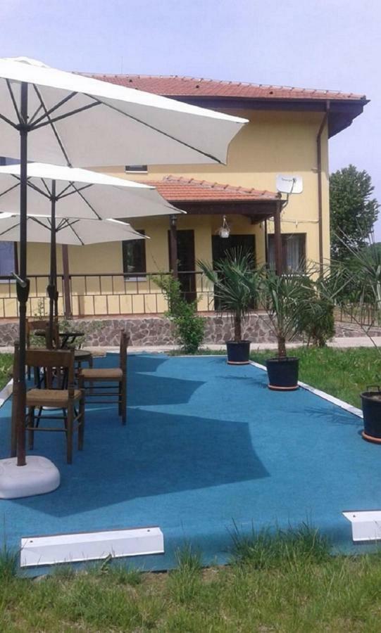 Oteleni Pensiunea Casa Vanatorului酒店 外观 照片
